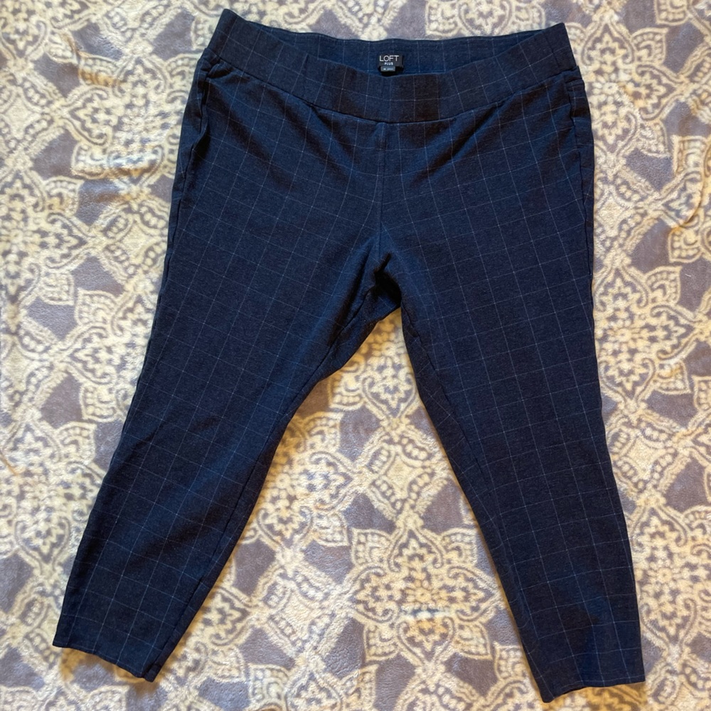 LOFT Plus Plaid Legging Navy-Light Blue size 18